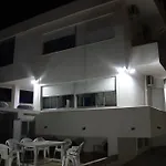 לינה וארוחת בוקר Mammaliturchi Scala Dei Turchi 4*